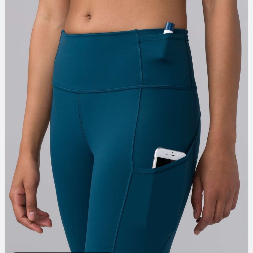 Lululemon fast and free reflective tights